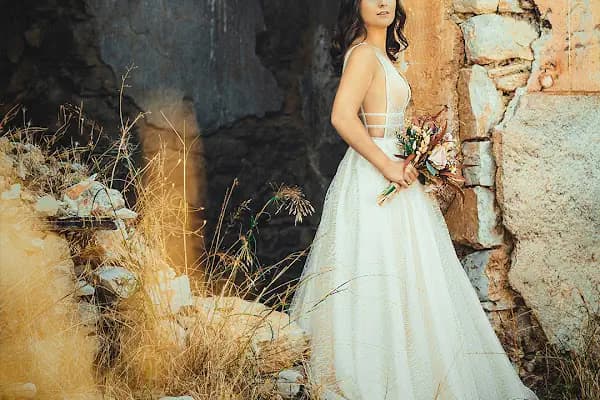 Gündüz Akşamoldu Fotoğraf Stüdyosu - Fotoğraf Stüdyosu - İzmir Bornova