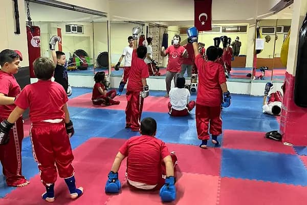 PİYADEOĞLU SPOR KULÜBÜ - Dövüş Sanatları Okulu - İstanbul Maltepe