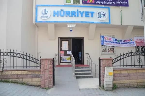 BAĞCILAR BELEDİYESİ HÜRRİYET MAHALLESİ BİLGİ EVİ - Devlet Dairesi - İstanbul Sultangazi