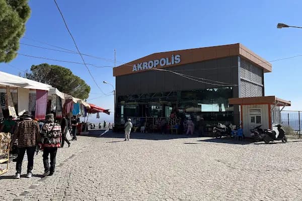 Akropol Otoparkı - Otopark - İzmir Bergama