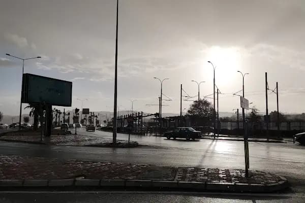 Üçkuyular Tramvay Durağı - Büyük Şehir Tren Şirketi - İzmir Konak