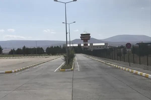 Kars Harakani Havalimanı (KSY) - Havalimanı - Kars Akyaka