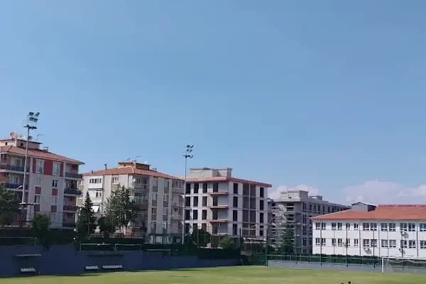 Manisa Büyükşehir Belediyesi Halil Onultmaklı Spor Tesisleri - Spor Kulübü - Manisa Yunusemre