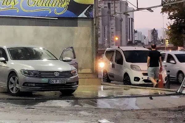 Perdal Oto Yıkama & Araç Bakım Merkezi - Araba Yıkama - İstanbul Küçükçekmece