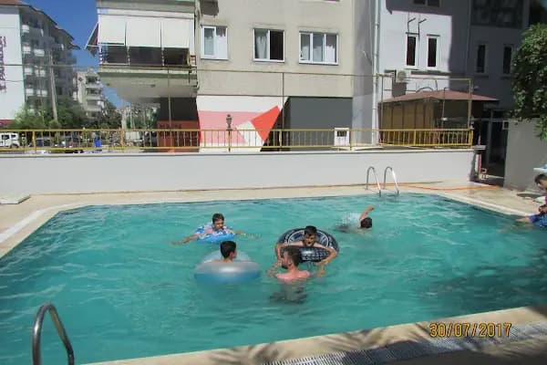 Şükrü Bey Apartmanı - Apartman - Antalya Alanya