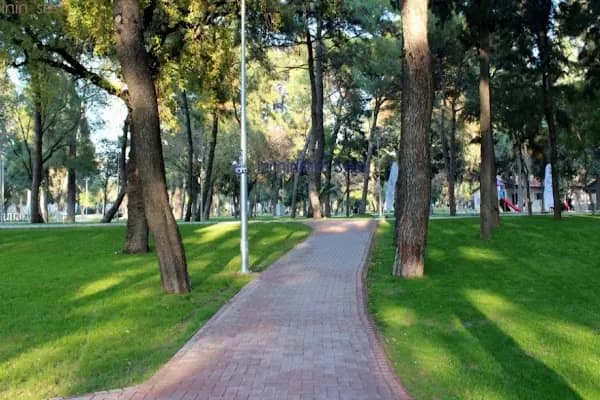 İzmir Büyükşehir Belediyesi Hasanağa Bahçesi - Park - İzmir Buca