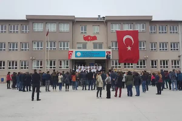 Mualla Ersezgin Ortaokulu - Okul - İzmir Bergama
