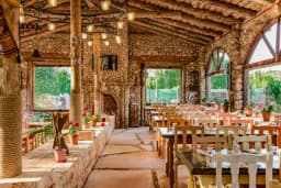 MOLA OTEL RESTORAN DÜŞLER BAHÇESİ