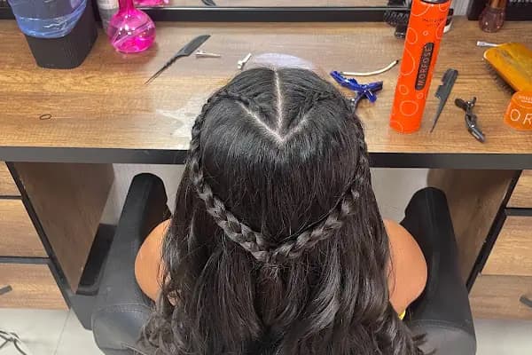Burcu Yılmaz HAİR AND BEAUTY SALON - Kuaför - Kocaeli Çayırova