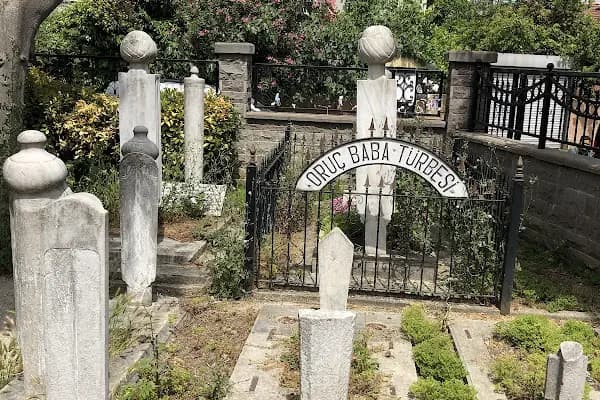 Oruç Baba Türbesi - Mezarlık - İstanbul Avcılar