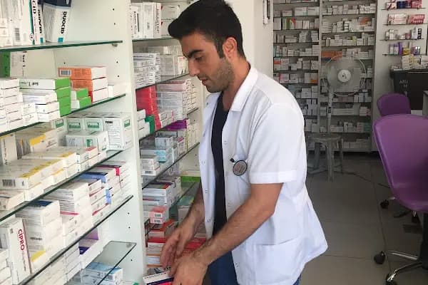 Demirsoy Eczanesi - Eczane İçeren İşletme - İzmir Bayındır
