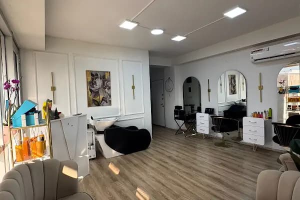Fatma Aydoğdu Hair And Beauty Studio - Kuaför - İzmir Karşıyaka