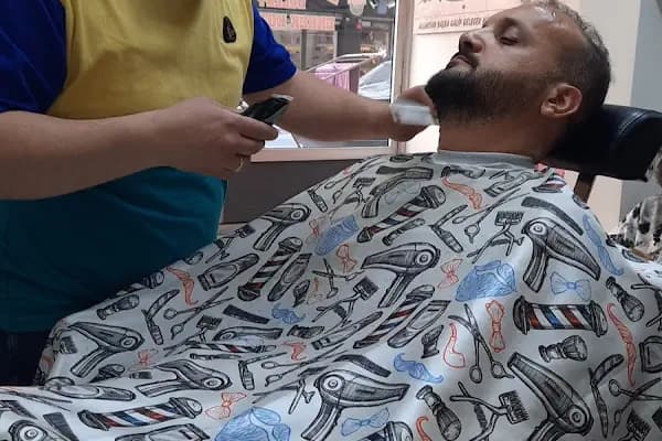 Hair Show Bülent Erkek Kuaförü - Berber Dükkanı - İstanbul Bağcılar