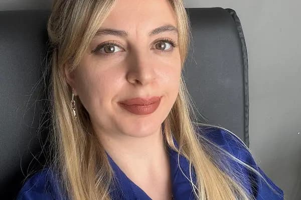 Fzt. Gizem Bekmürza, Fizyoterapi Ve Rehabilitasyon - Sağlıklı Yaşam Merkezi - Konya Selçuklu