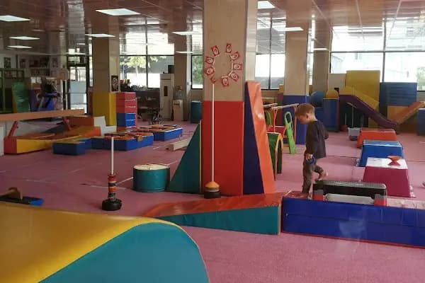 ATA Cimnastik ve Özel Beden Eğitimi Merkezi Şerifali Şubesi - Spor salonu - İstanbul Ümraniye
