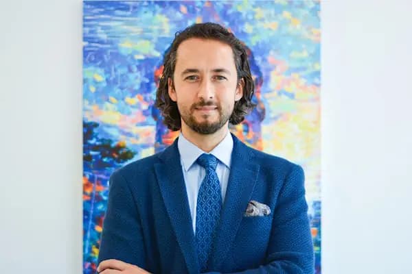 Prof. Dr. Gökhan MERİÇ - Ortopedi ve Travmatoloji - Ortopedi Cerrahı - İstanbul Kâğıthane