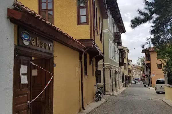 Akşehir Kültür Sağlık Ve Eğitim Vakfı - Vakıf - Konya Akören