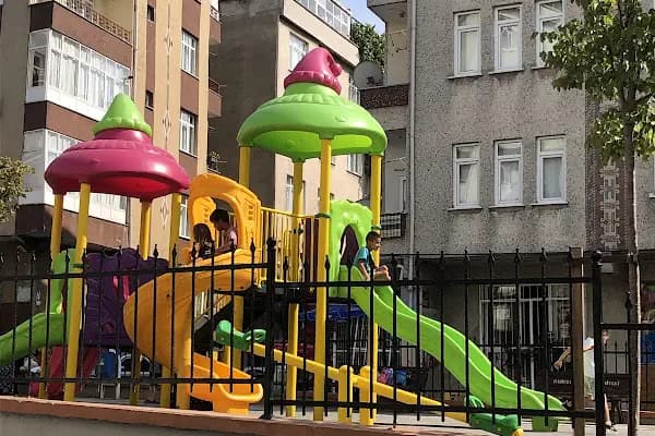 Orhan Ayhan Parkı - Park - İstanbul Bahçelievler