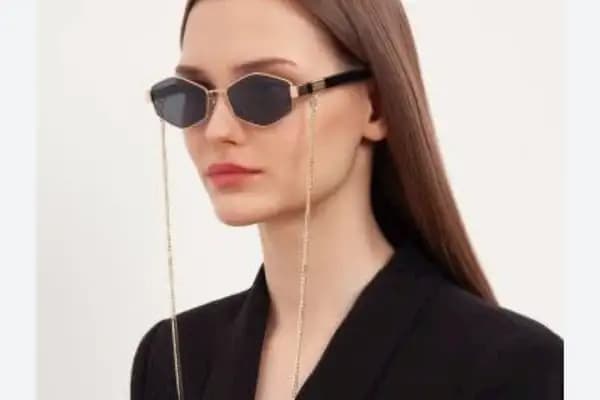 KARE OPTİK - Optik - İstanbul Bağcılar