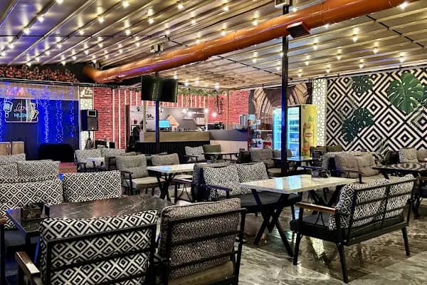 Beyaz Park Cafe ve Aile çay bahçesi - Kafe - Konya Beyşehir