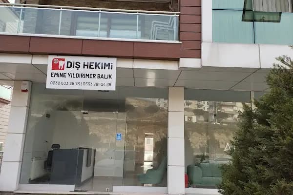 Diş Hekimi Emine YILDIRIMER BALIK - Diş Kliniği - İzmir Bergama