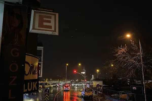 Taner Eczanesi - Eczane - İstanbul Kâğıthane