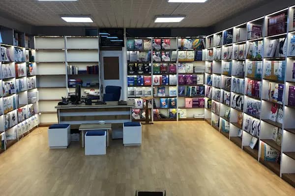 Akoluk Kitap &amp; Edward's Coffee - Kitapçı - Trabzon Ortahisar