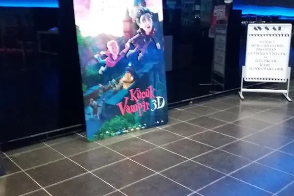 Avşar Sinema / Konya M1 Merkez Real - Sinema Salonu - Konya Selçuklu