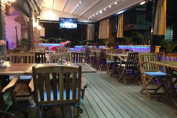 Schanze Bistro - Bistro - İzmir Buca