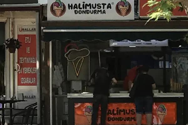 Halim Usta Kornet Dondurma - Dondurma dükkanı - Balıkesir Altıeylül