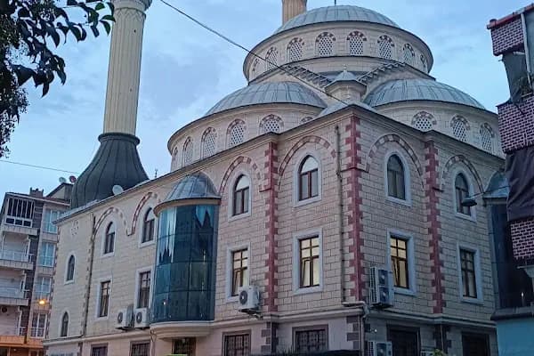 Nine Hatun Camii - Cami - İstanbul Esenler