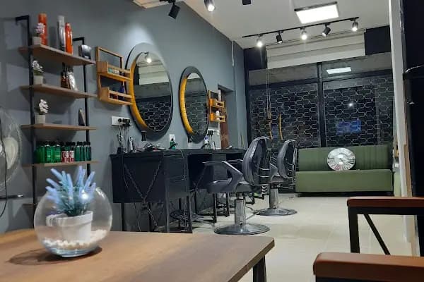 ÇINAR ERKEK KUAFÖRÜ - Kuaför - İstanbul Kartal