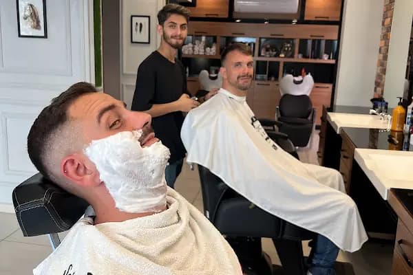 Erkek Kuaförü By Özcan . Friseur. barber. Перукарня. Парикмахерская. - Berber Dükkanı - Antalya Alanya