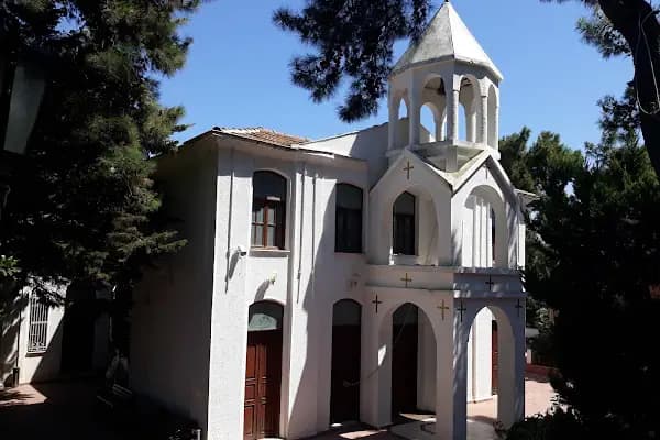 Surp Krikor Lusavoriç Ermeni Kilisesi - Kilise - İstanbul Adalar