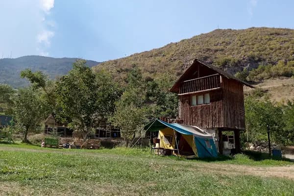 Sümelas Camping - Kamp Alanı - Trabzon Maçka