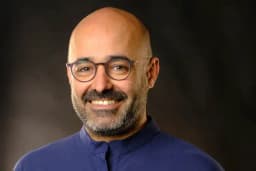 Doç. Dr. Ozan Luay ABBAS