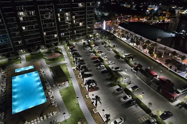 Manisa Meydan AVM - Alışveriş merkezi - Manisa Manisa