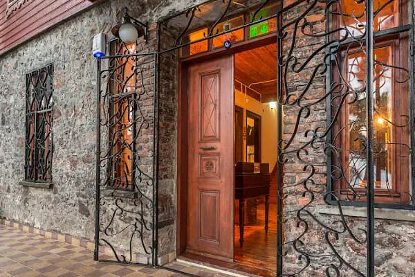 Büyükada Görkemli Hotel&amp;Cafe - Otel - İstanbul Adalar