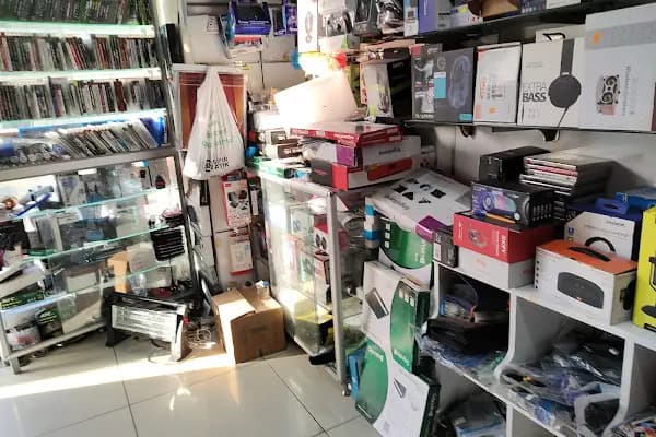 Gözde Elektronik (Oyun Konsolları) PS3 - PS4 - PS5 OYUN SATIŞ TAKAS -NİNTENDO SWİTCH - Video Oyunu Mağazası - İstanbul Ümraniye
