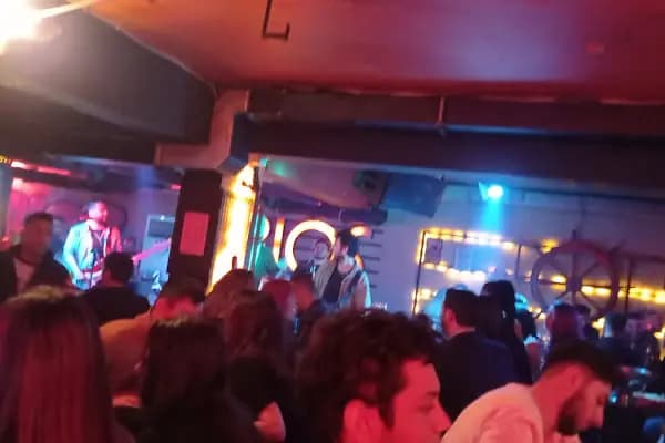 Bios - Bar - İzmir Bergama