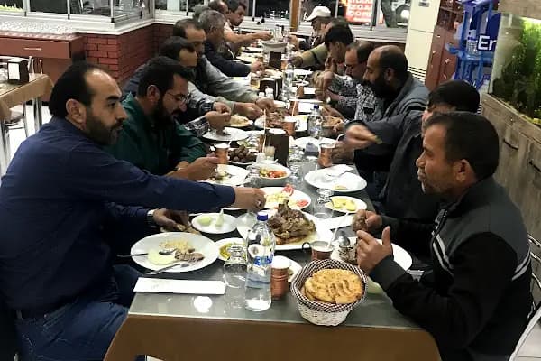 İzzet-i İkram Kebap Etli Ekmek - Restoran - Konya Selçuklu