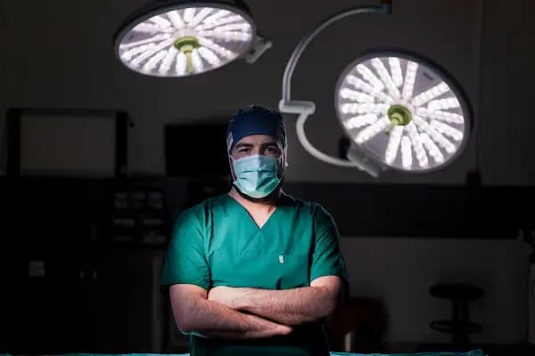 Op. Dr. Atakan Ezici | Ortopedi Operatör Doktor | Ortopedik Cerrah - Doktor - İstanbul Bağcılar