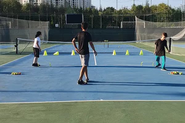 Batıkent Tenis Akademisi - Spor kompleksi - Ankara Altındağ