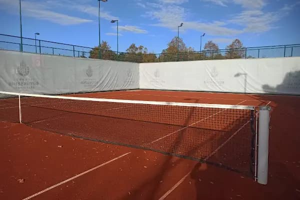 Florya Spor Tesisi Toprak Kortlar - Tenis Kortu - İstanbul Sarıyer