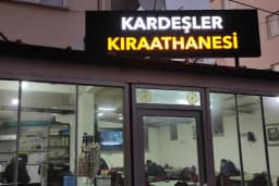 Kardeşler kıraathanesi