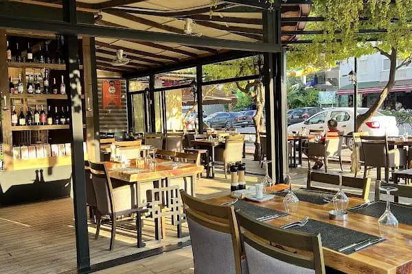 Emerald Garden Restaurant - Restoran - Antalya Döşemealtı