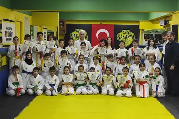 Sakarya ELLİDÖRT Spor Kulübü - Karate Kulübü - Sakarya Erenler