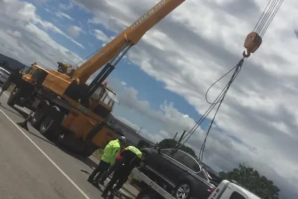 Bergama Dikili Çandarlı Ayvalık Kınık Forklift Vinç Kiralama Hizmetleri - Vinç Kiralama Acentesi - İzmir Bergama