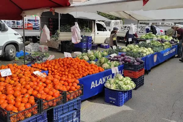 Sonntagsmarkt - Bakkal - Antalya Alanya