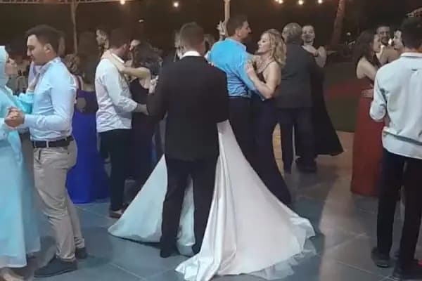 YENİLER GARDEN KIR DÜĞÜNÜ - Düğün Hizmeti - Antalya Alanya